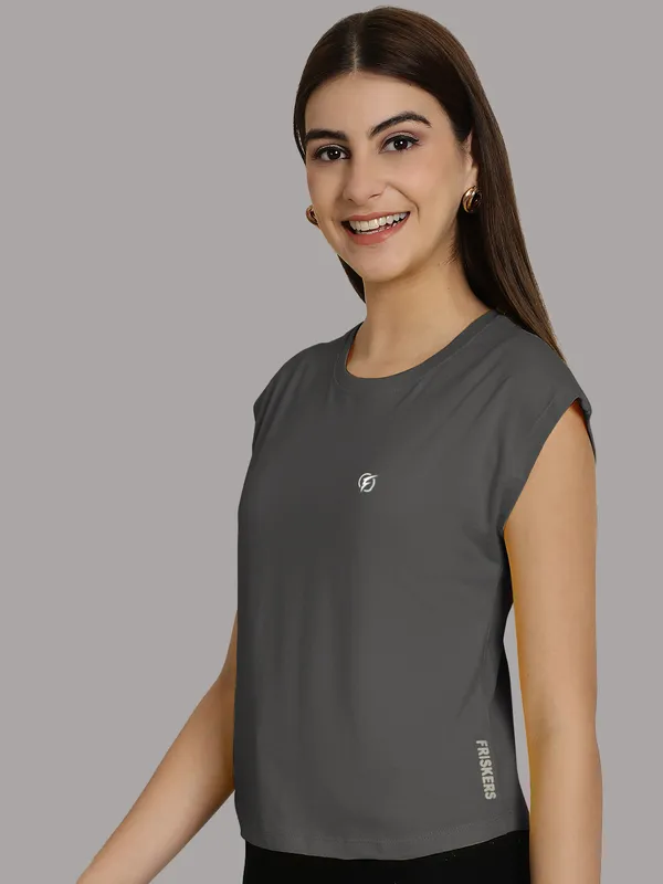 Grey_Cotton_Round_Neck_Extended_Sleeves_Solid_Casual_T-Shirt_For_Women
