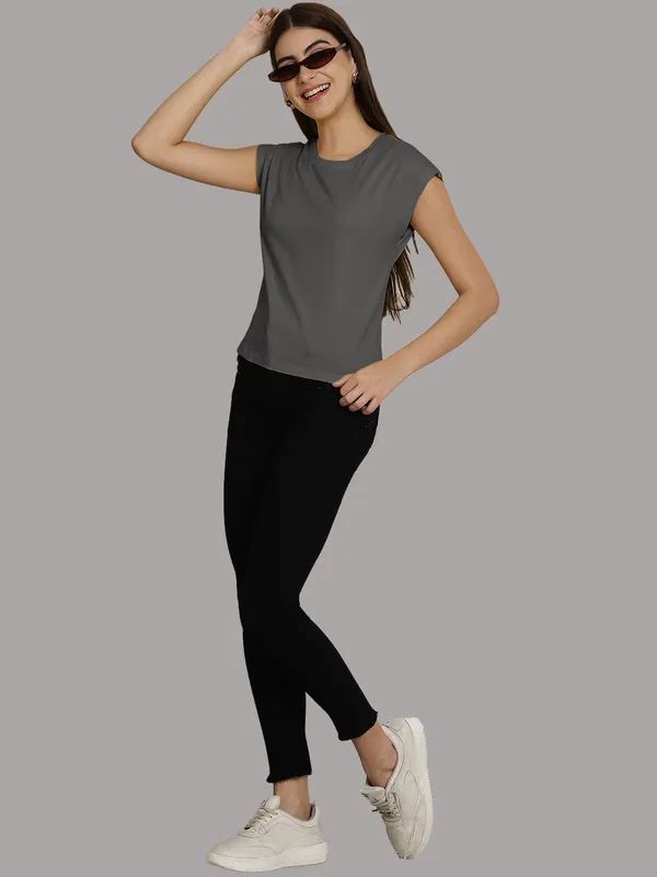 Grey_Cotton_Round_Neck_Extended_Sleeves_Solid_Casual_T-Shirt_For_Women