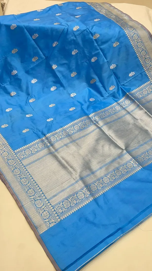 Humairah_Pure_Handloom_Sky_Blue_Katan_Silk_Kadhwa_Sona_Rupa_Zari_Booti_with_Kadhwa_Pallu_Zari_Border_and_Kadhwa_Sky_Blue_Blouse