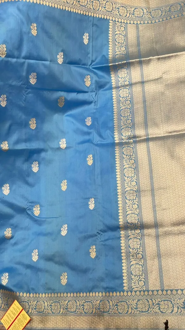 Humairah_Pure_Handloom_Sky_Blue_Katan_Silk_Kadhwa_Sona_Rupa_Zari_Booti_with_Kadhwa_Pallu_Zari_Border_and_Kadhwa_Sky_Blue_Blouse