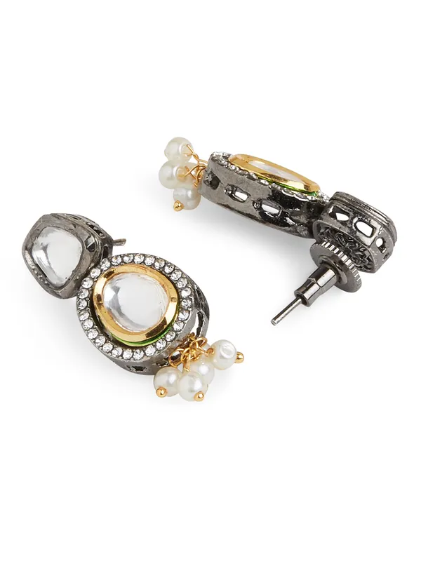 white_stone_kundan_jewellery_set_with_mang_tika