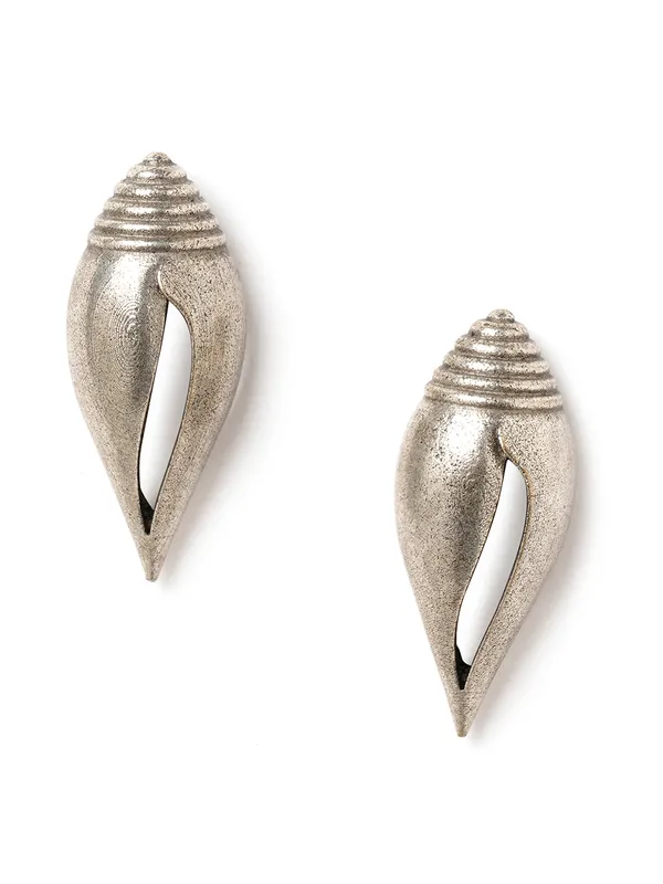 silver_plated_shell_earring