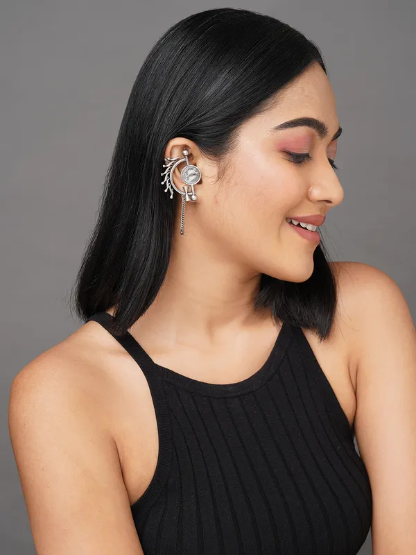 Women_silver_toned_half_sun_plated_studs