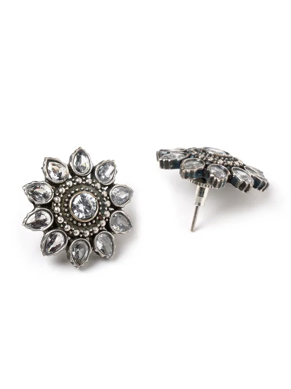 Silver_toned_contemprary_studs
