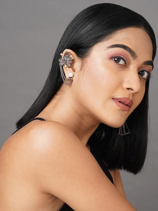 silver_toned_oxidised_layered_ear_cuffs