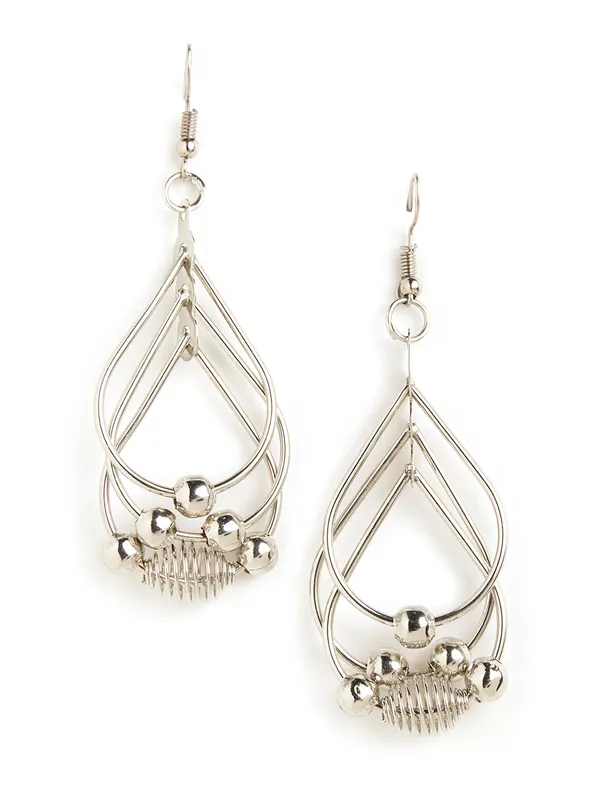 Women_german_silver_toned_hoops_earring