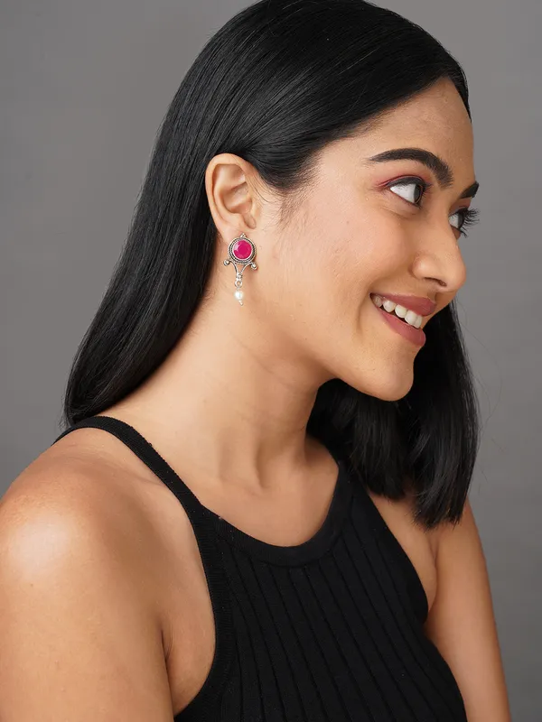 Silver_toned_contemporay_Red_earring