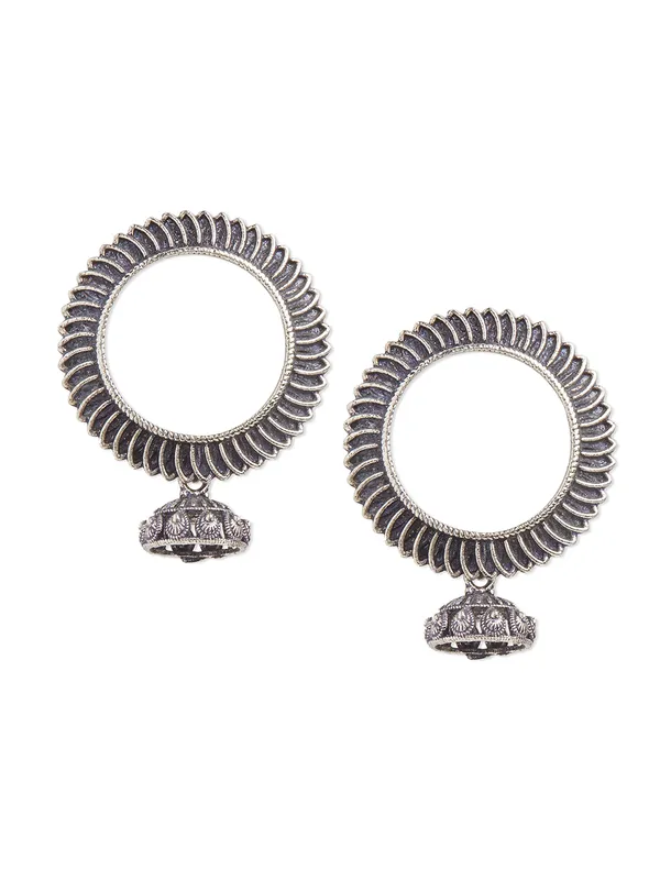 Women_german_silver_round_stud_earring