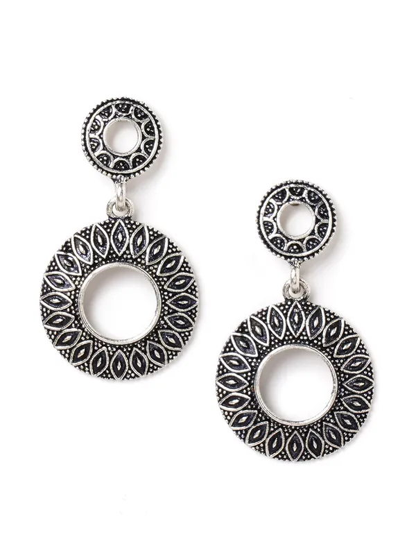Women_german_silver_drop_earring