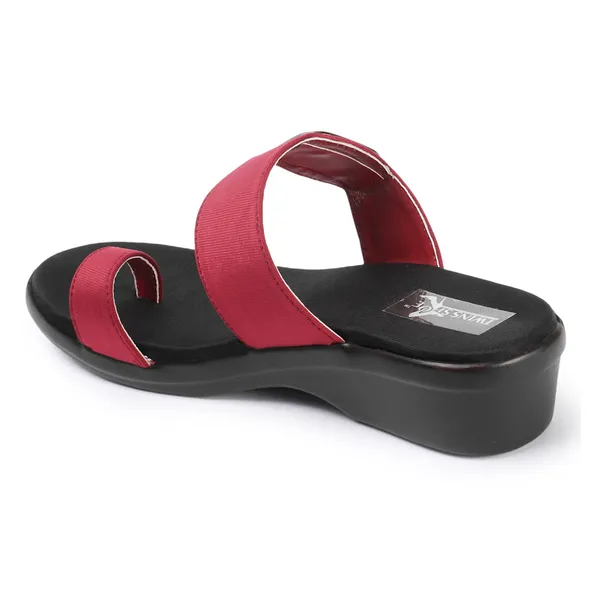 Angutha_Strap_Casual_Wedge_Slippers_(Cherry)