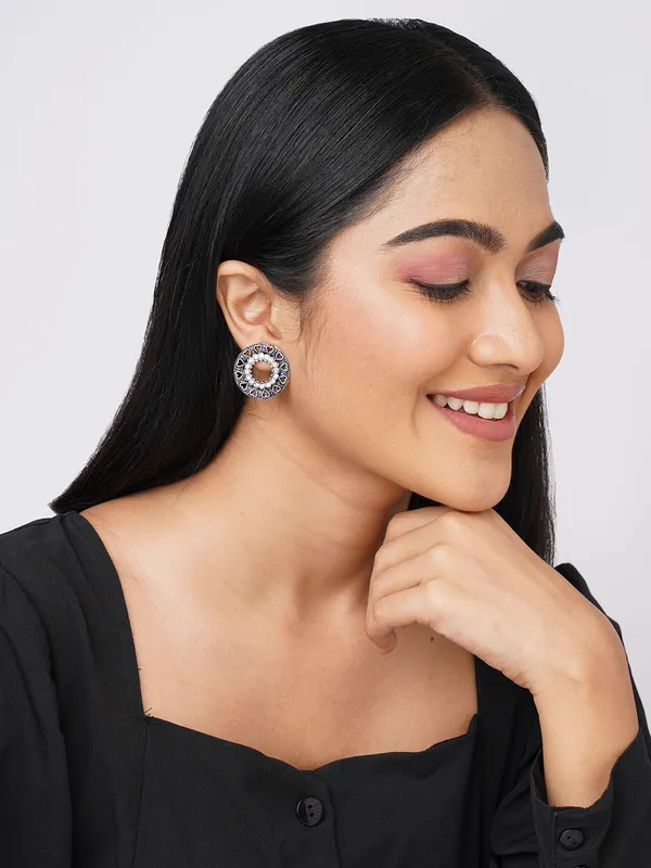 women_German_silver_studs