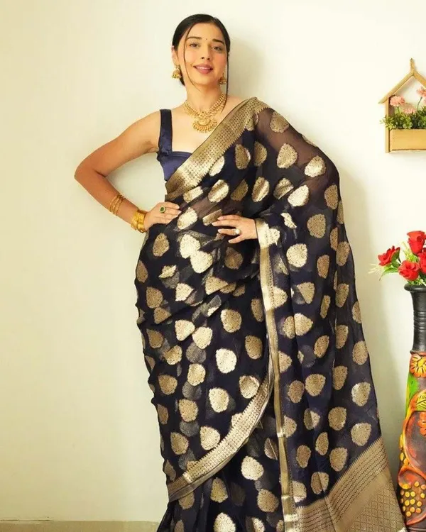 Black_Color_Ready_To_Wear_Soft_Banarasi_Silk_Saree_With_Golden_Zari_Work