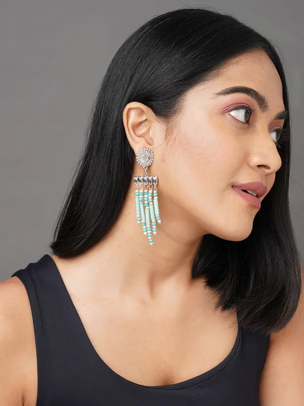 silver_toned_Contemporary_tasselled_earring
