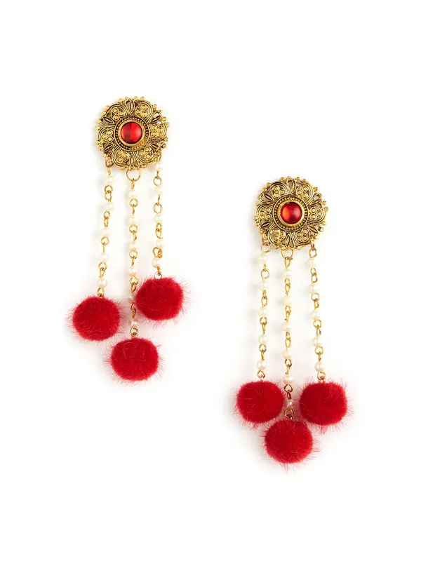 Gold_tone_drop_earring