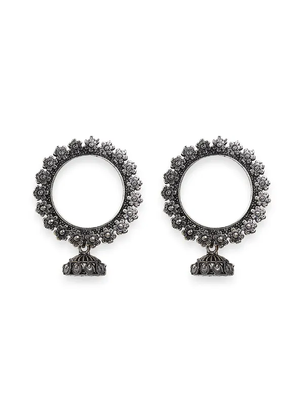 Silver-Toned_Contemporary_Jhumkas_Earrings