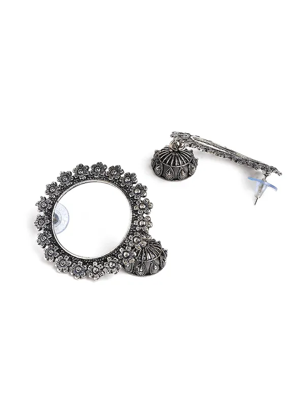 Silver-Toned_Contemporary_Jhumkas_Earrings