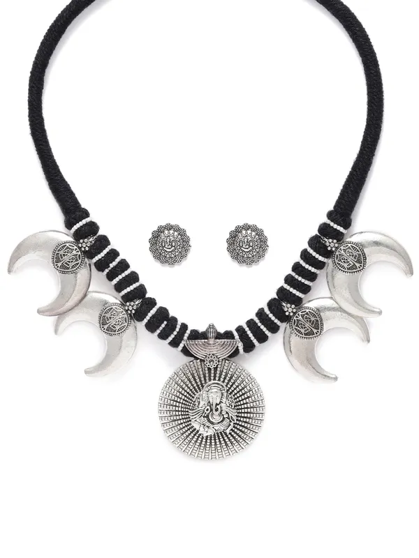 Silver_Plated_And_Black_Ganpati_Moon_Antique_Jewllery_Set