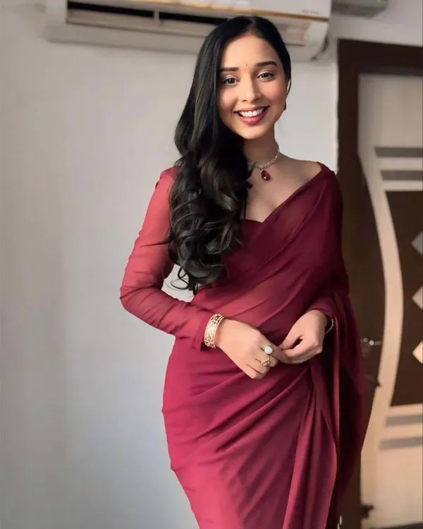 maroon__Colour_1-Minute_Ready_To_Wear_Georgette_Saree_With_Blouse_Piece