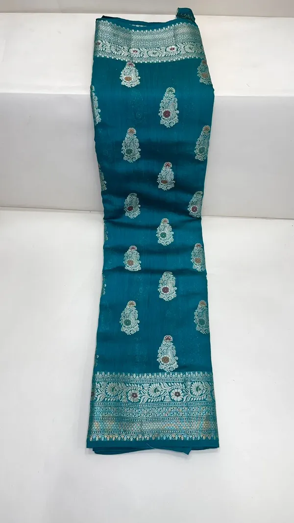 Humairah_Pure_Handwoven_Sea_Green_Muga_Silk_Zari_Mina_Booti_Minakari_Jaal_Anchal_with_Minakari_Zari_Border_Banarasi_Saree_with_Sea_Green_Blouse_piece
