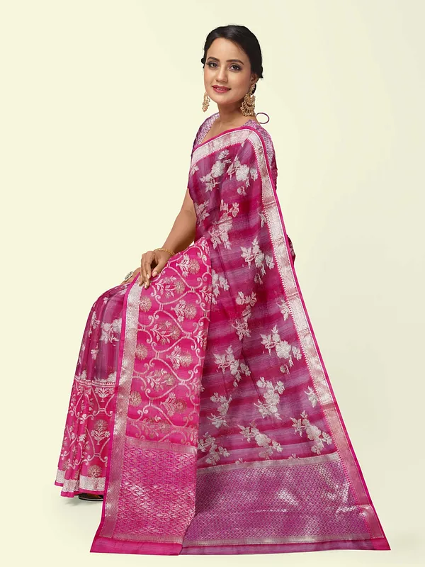 Magenta_Matka_Silk/Silk_Blend_Banarasi_Sarees_For_Women