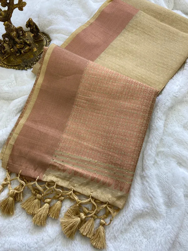 Veda_Cream_–_Sacred_Wedding_Special_|_Soft_Banarasi_Silk_Saree_with_Pallu_Sequence_Work,_Gold_Border_&_Running_Blouse_with_Tassels