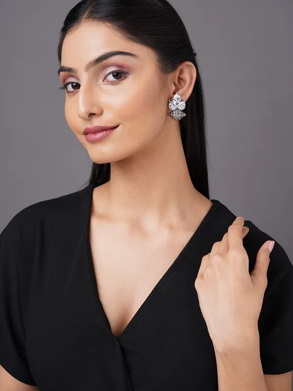 German_silver_daimond_shaped_earring