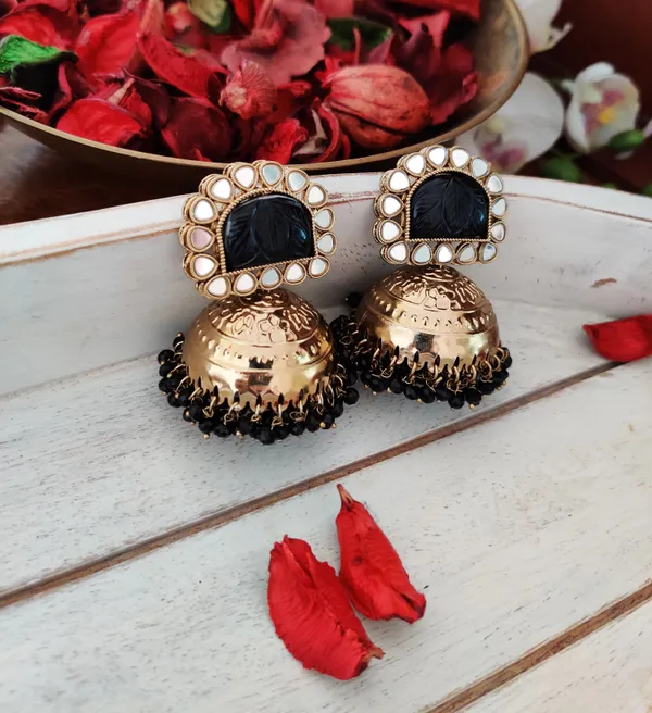 Gold_tone_Black_jhumka_earring