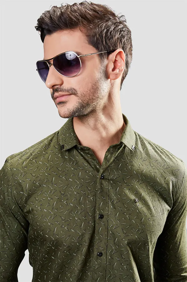 Caspar_GreenCotton_Geometric_Print_Full_Sleeves_Shirt