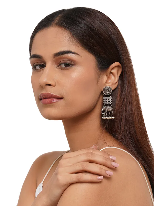 Women_Silver_Contemporary_Drop_Earrings
