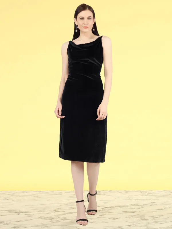 Black_Velvet_Bodycon_Dress_For_Women