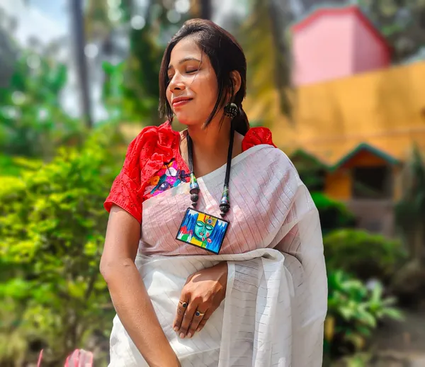 White_Cotton_Silk_Semi_Maheshwari_Zari_Weaving_Handloom_Saree