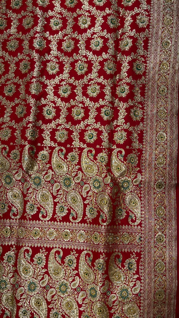 Humairah_Presents_Red_Stone_Work_Golden_Zari_Mina_Floral_Booti_Jaal_with_Paisely_Mina_Pallu_Zari_Border_and_Red_Blouse_Banarasi_Saree