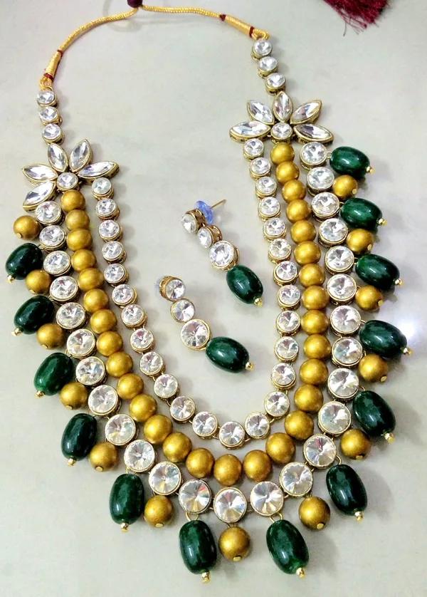 Three_Layer_Antique_Green_Beads_And_Alloy_Copper_Jewellery_Set_For_Women