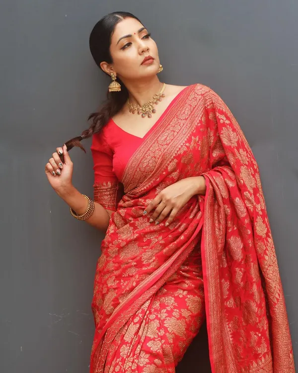 RED_KANJIVARAM_SILK_SAREE