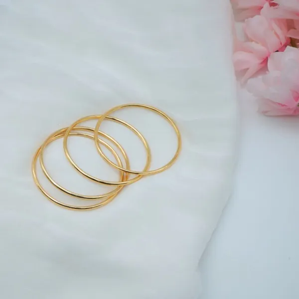 Casual_Wear_Micro_Gold_Plated_4_Pcs_Plain_Bangle_For_Girls_And_Women