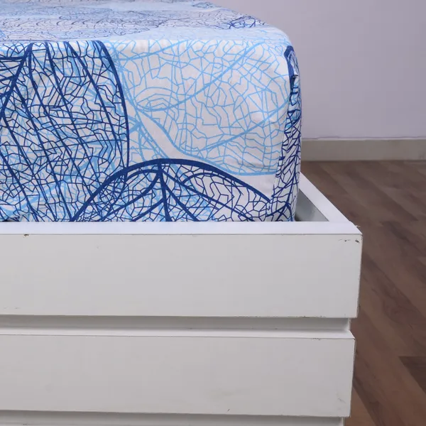 Iris_Blue_Bedsheet_For_Double_Bed_Elastic_Fitted_Cotton_Sheet_With_2_Pillow_Cover_(150_x_200_CM)_Dry_Leaf
