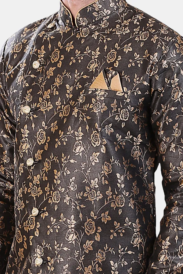 Floral_Print_Black_Jacquard_Sherwani_With_Patiyala