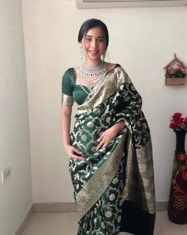 Green_Color_Ready_To_Wear_New_Collection_Soft_Banarasi_Silk_Saree_With_Silver_Zari_Work