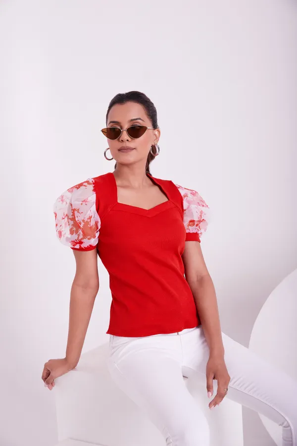 Classic_V-neck_and_puff_sleeve_design_Knitted_Top