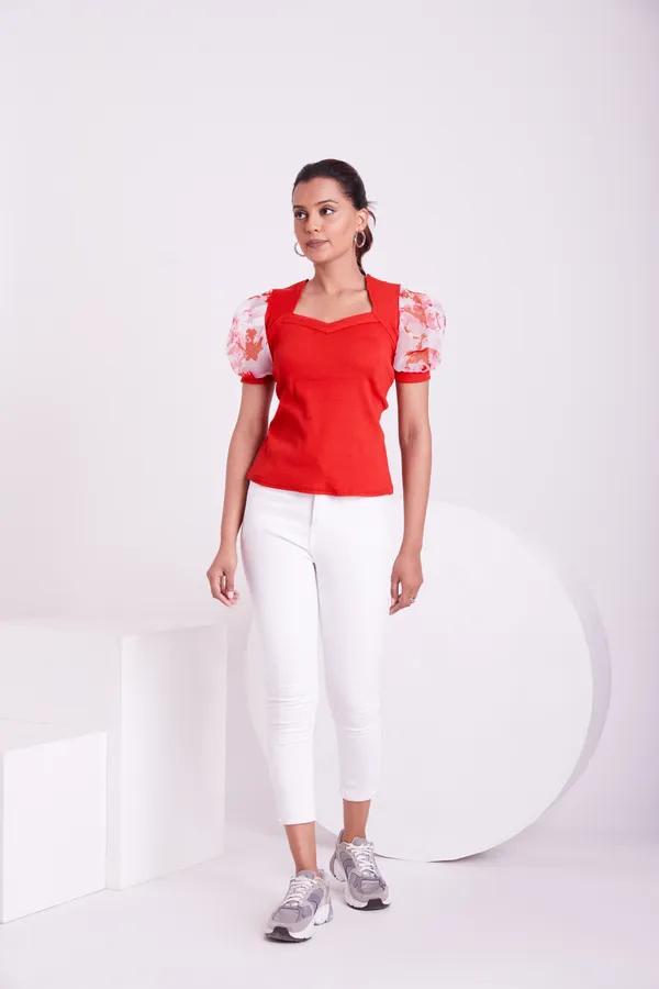 Classic_V-neck_and_puff_sleeve_design_Knitted_Top