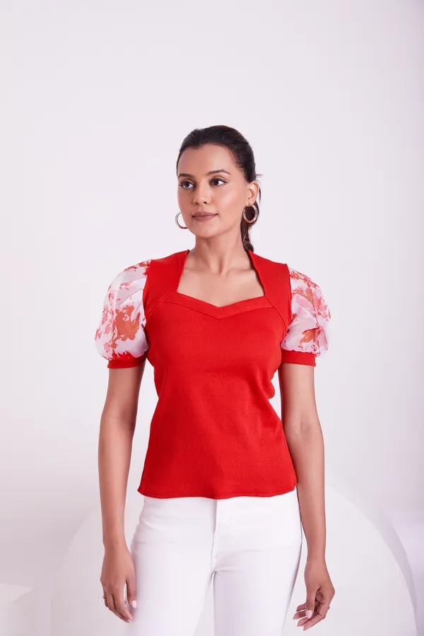 Classic_V-neck_and_puff_sleeve_design_Knitted_Top
