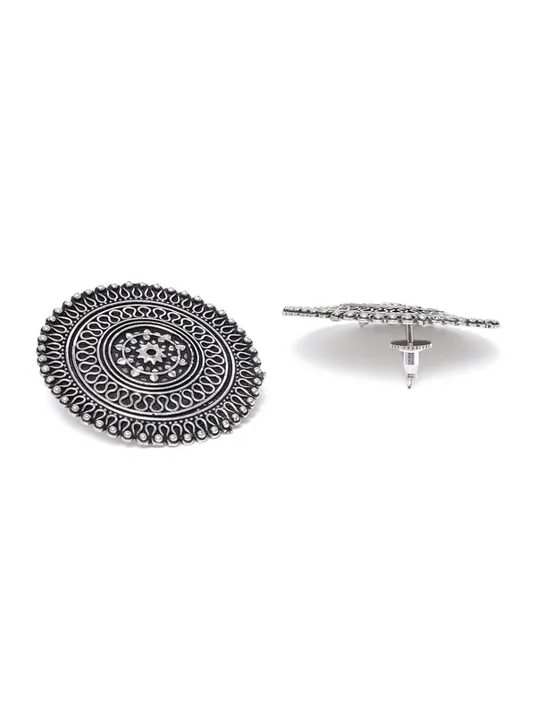 Women_Silver-toned_Silver-Plated_Jewellery_Set