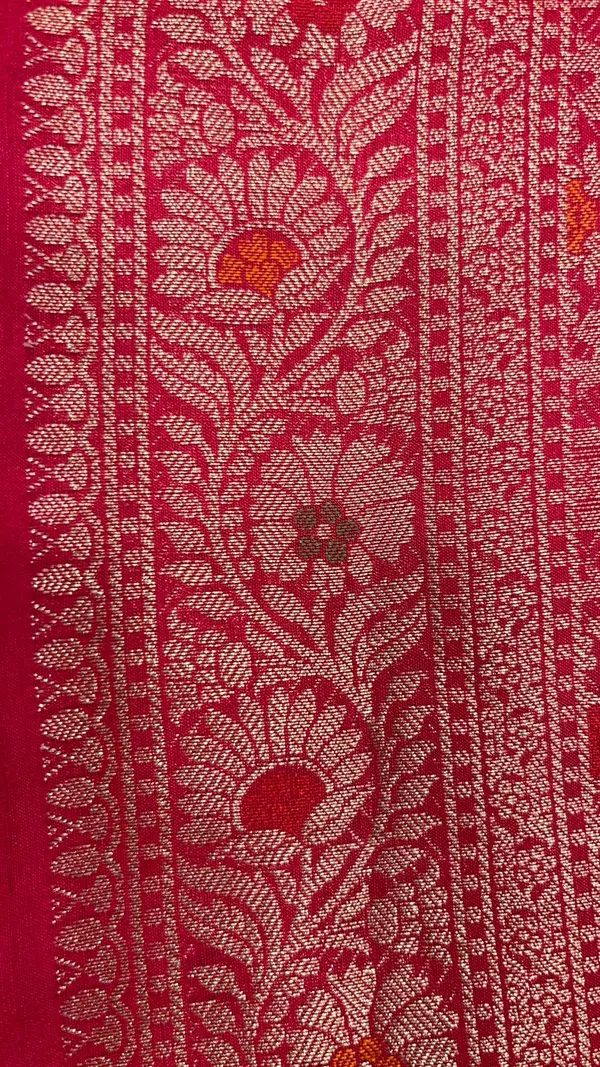 Humairah_Pure_Handwoven_Red_Muga_Silk_Zari_Mina_Booti_Minakari_Jaal_Anchal_with_Minakari_Zari_Border_Banarasi_Saree_with_Red_Blouse_piece