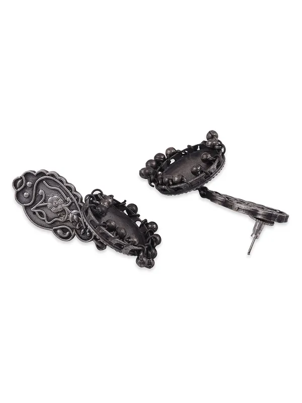 Silver-Toned_Contemporary_Jhumkas_Earrings