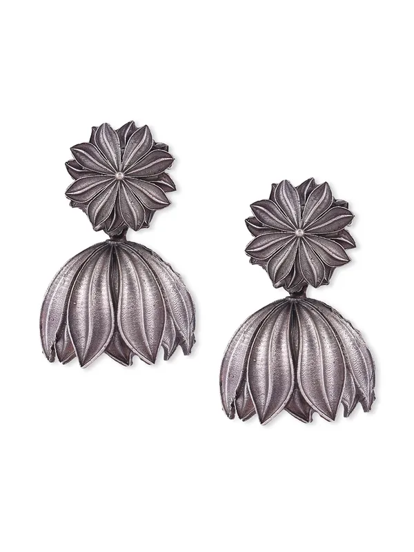 Silver-Toned_Floral_Jhumkas_Earrings