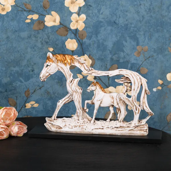 Good_Luck_Resin_Horse_Statue_With_Baby_Animal_On_Wooden_Base