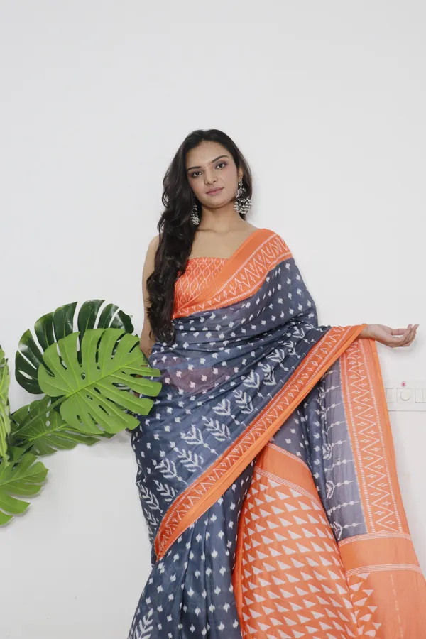 Ikkat_Print_Pure_Soft_Cotton_saree_With_Blouse_Piece