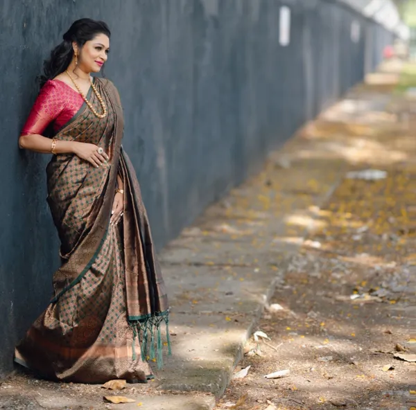 GREEN_KANJIVARAM_SILK_SAREE