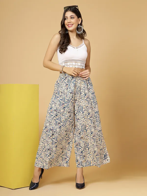 Blue_Pure_Cotton_Big_Flair_Printed_Regular_Palazzo