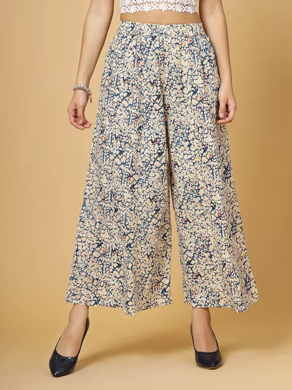 Blue_Pure_Cotton_Big_Flair_Printed_Regular_Palazzo